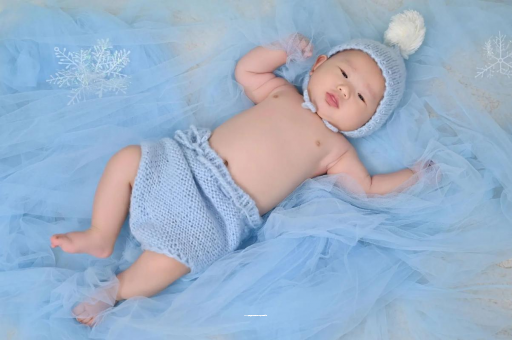 塔城8个月宝宝奶量